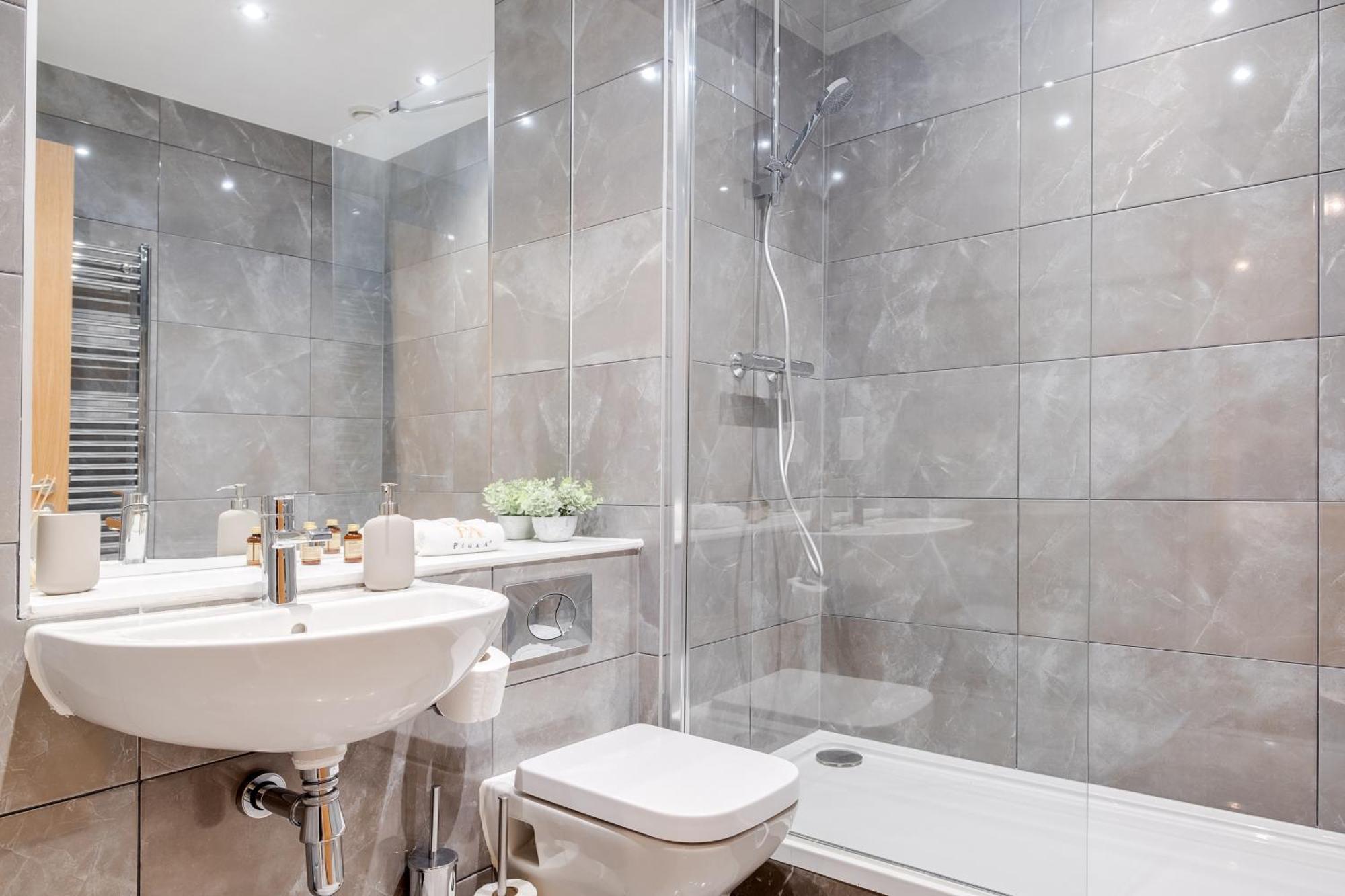Pluxa Creme Opulence 5 Star Beautiful High End Apartment In Birmingham City Centre Zewnętrze zdjęcie