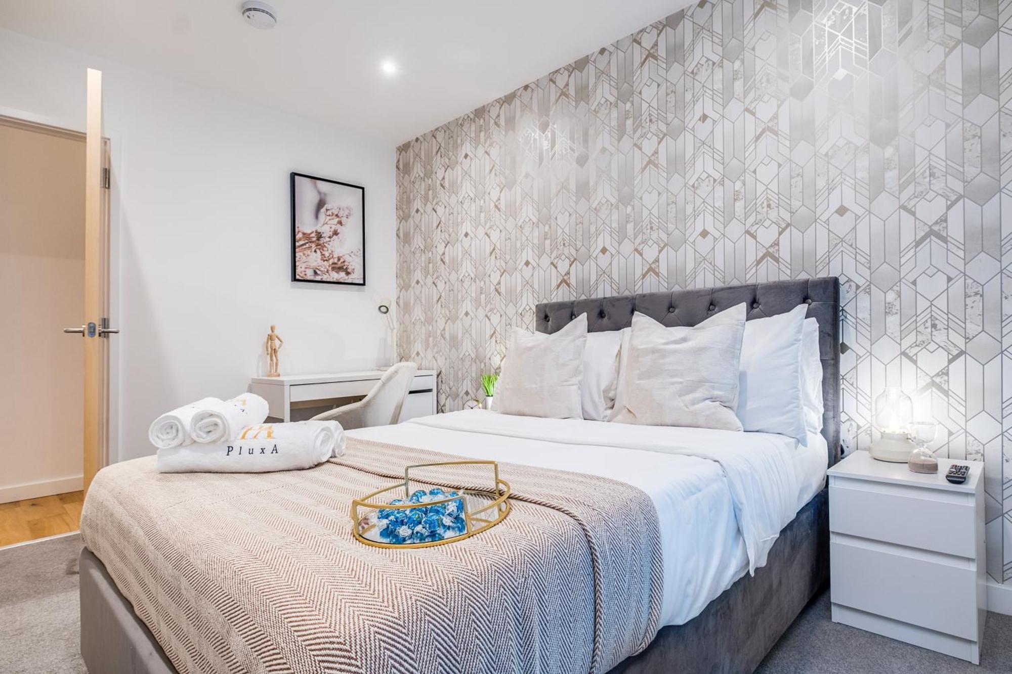 Pluxa Creme Opulence 5 Star Beautiful High End Apartment In Birmingham City Centre Zewnętrze zdjęcie